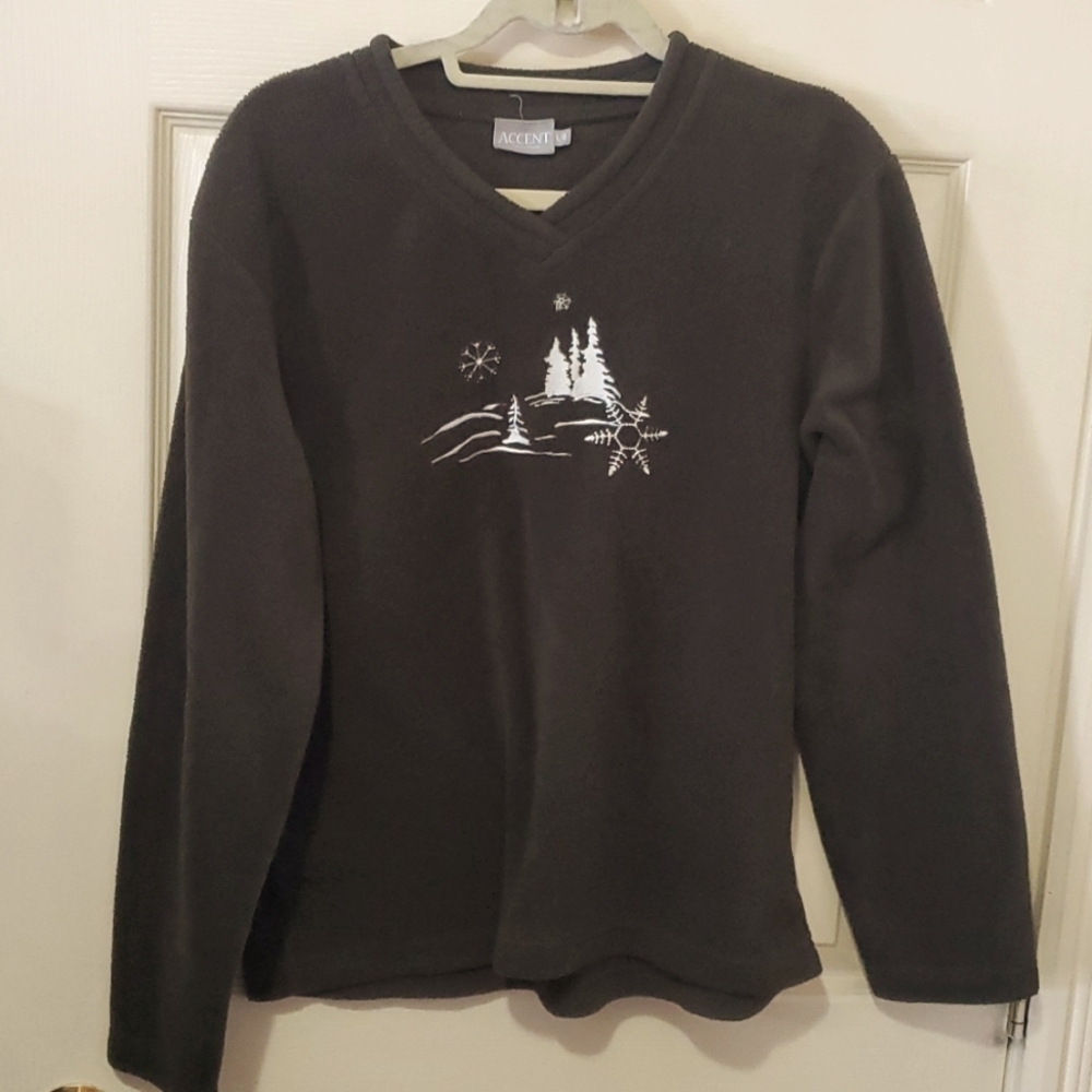 Ladies fleece sweater size large (4/20)
